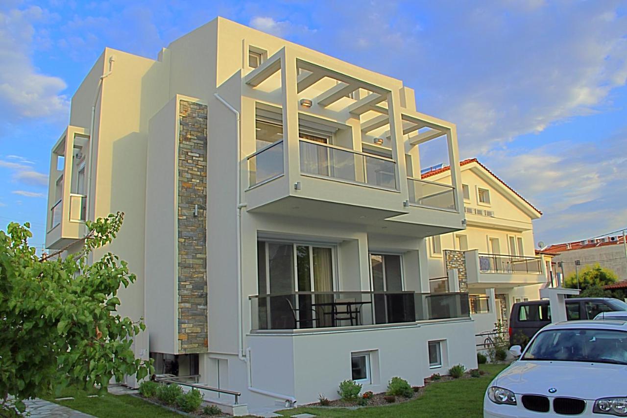Sky Rays Luxury Apartments Nikiti  Exteriör bild